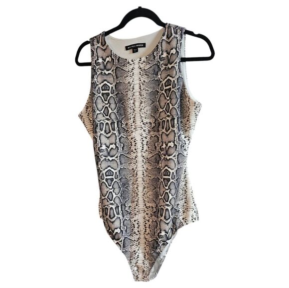 SOLD!! BOSTON PROPER Snakeskin Print Sleeveless Bodysuit - Size Medium - Picture 1 of 8